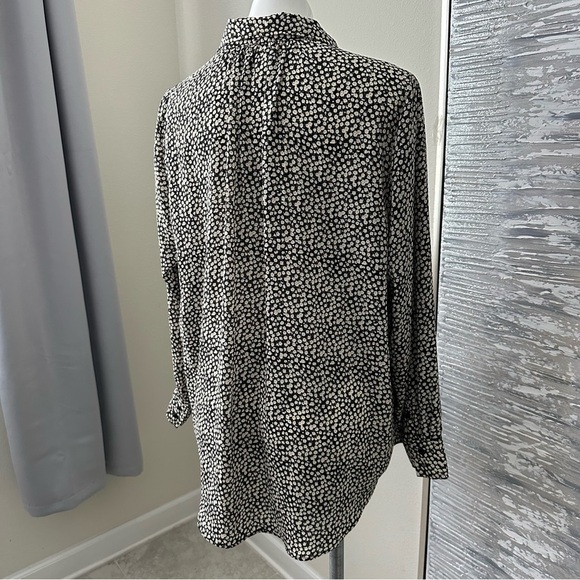 H&M Women’s Long Sleeve Button Down Shirt Size L - Picture 10 of 16